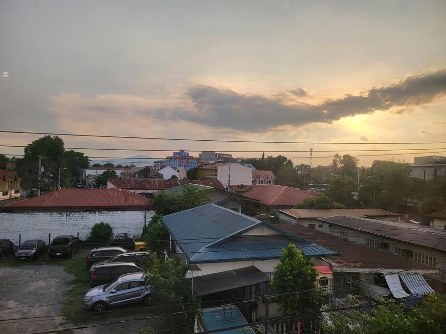 Kandi Resort-Type Spacious 1 Bedroom With Netflix And Free Housekeeping Angeles Ngoại thất bức ảnh